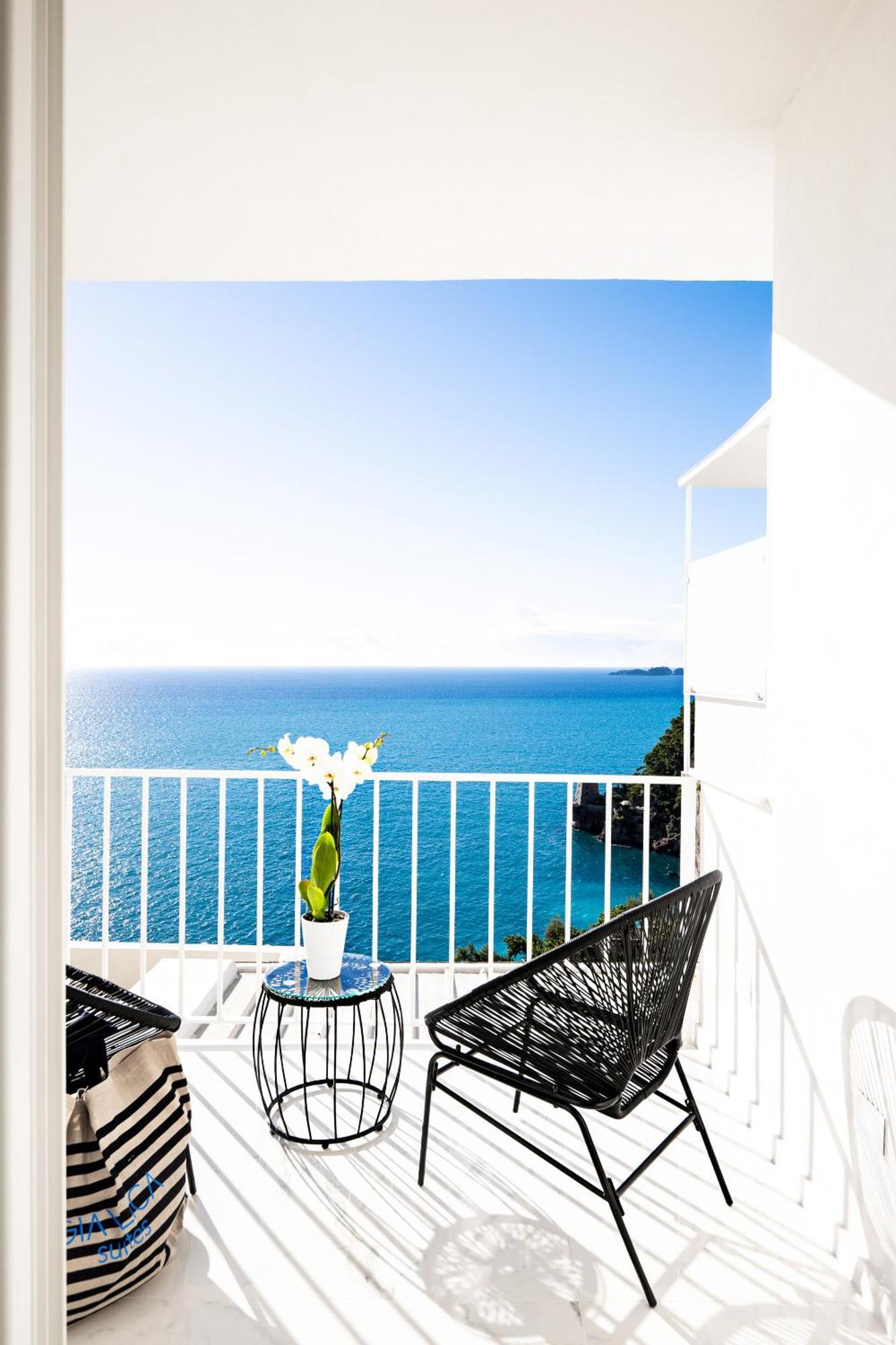 Gianlica Suites Позитано Екстериор снимка